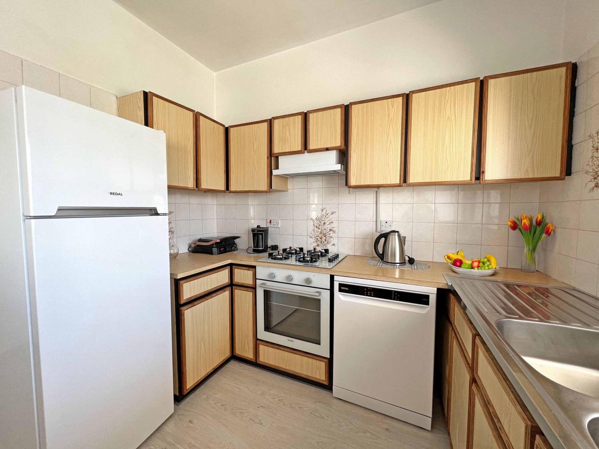 Central 2 Bed Sea View Apartment In Kyrenia Kyrenia  Exterior photo